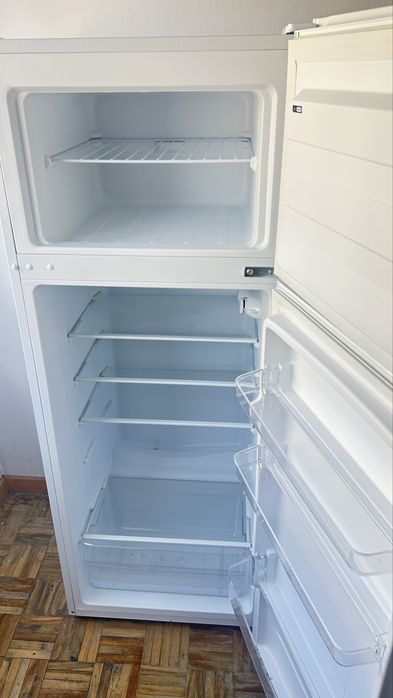 Frigorifico novo