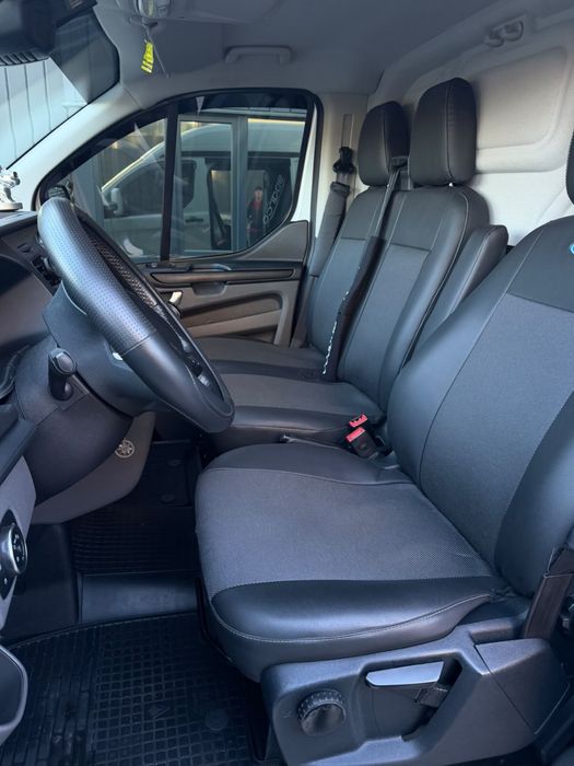 Продаю  Ford Transit Custom