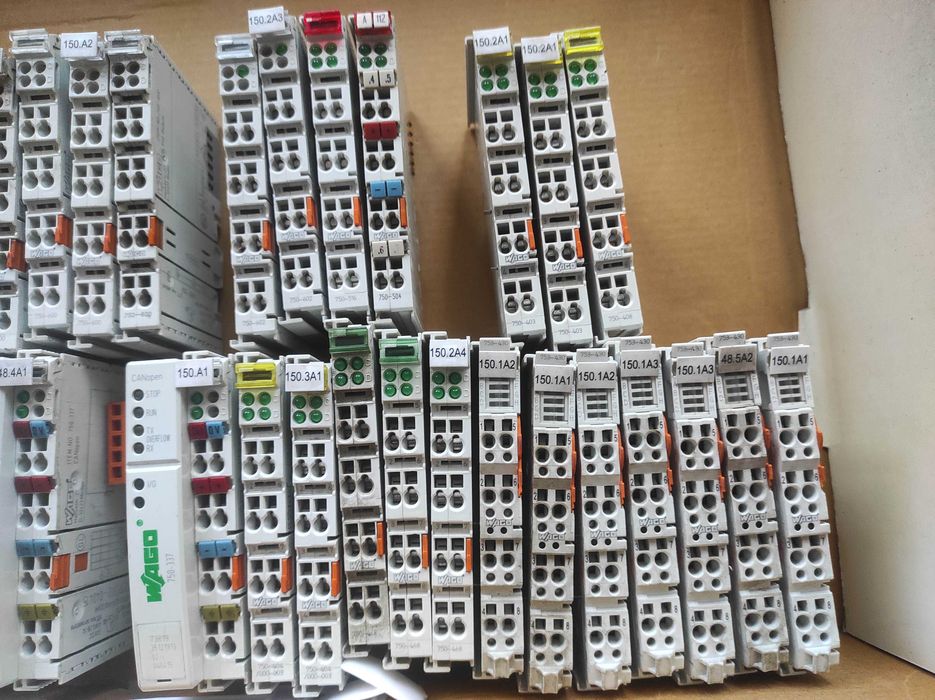 Модулі та контролери WAGO