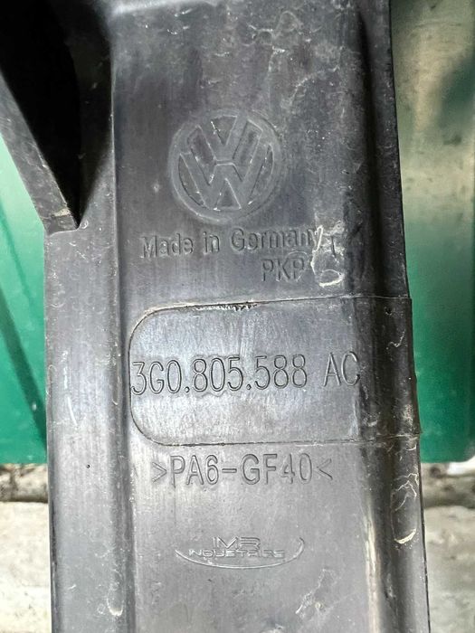 Панель передняя телевизор VW Passat B8 Volkswagen Passat B8 от2014-гг