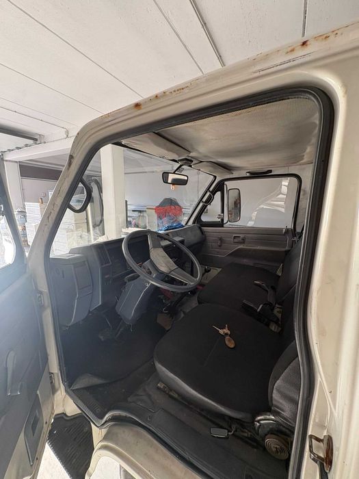 Carrinha Isuzu Caixa Aberta 1993 – 430.000 km – Venda no estado atual