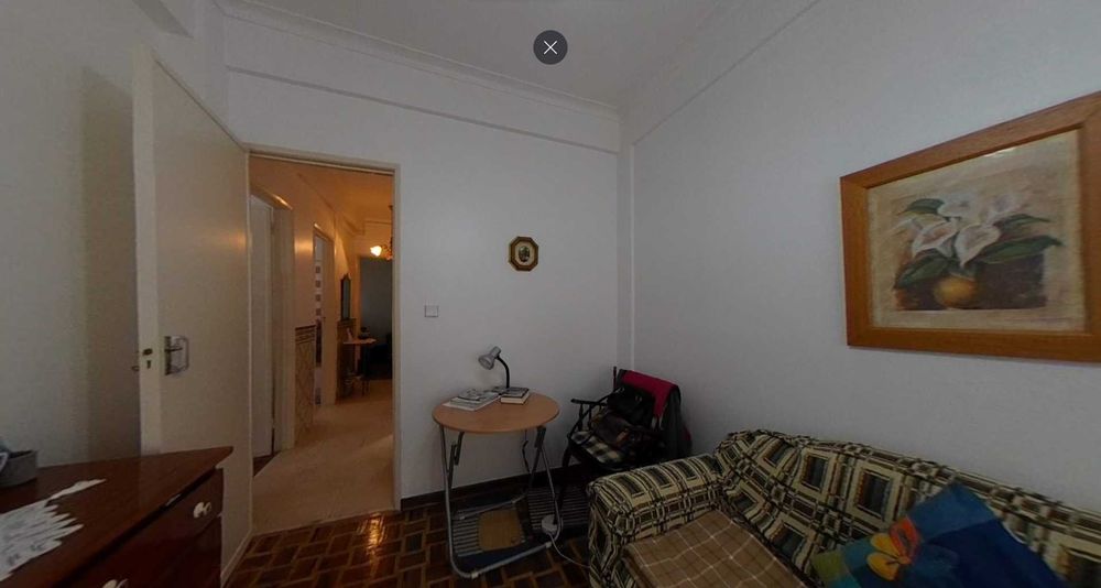 Apartamento T2 com garagem 42m2 - Agualva-Cacém - 270.000€