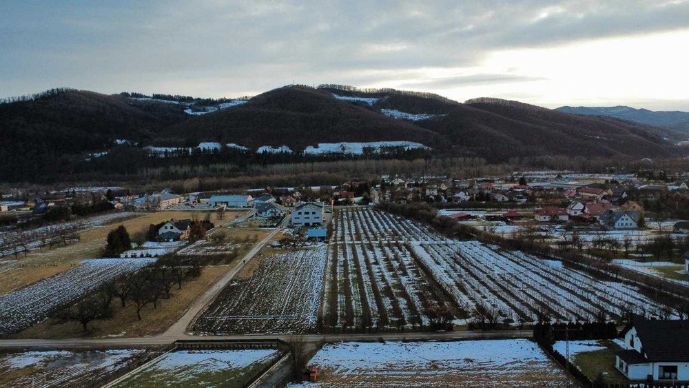 OKAZJA! Działka inwestycyjna 54 ary w centrum Łącka – Pełne uzbrojenie