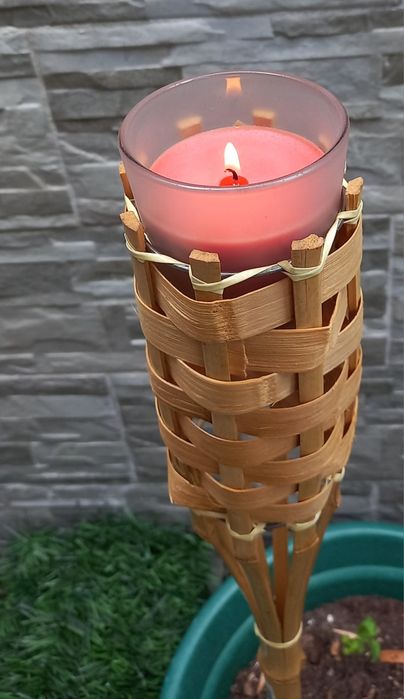 Tochas de Bambu Decorativas para Jardim – Suporte para Vela 
 (Como novas)