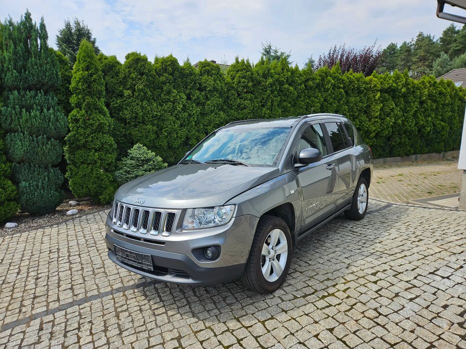 Jeep Compass 2.0 156 KM Benzyna Tempomat Grz-Fotele  serwis z Niemiec