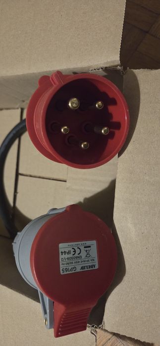 ADAPTER wtyczka 32A gniazdo 16A