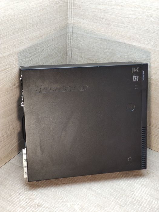 Lenovo ThinkCentre M83 (intel i5-4430/8GB DDR3)