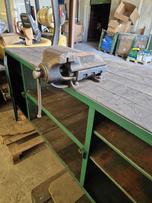 Stół warsztatowy roboczy ślusarski dwustronny
