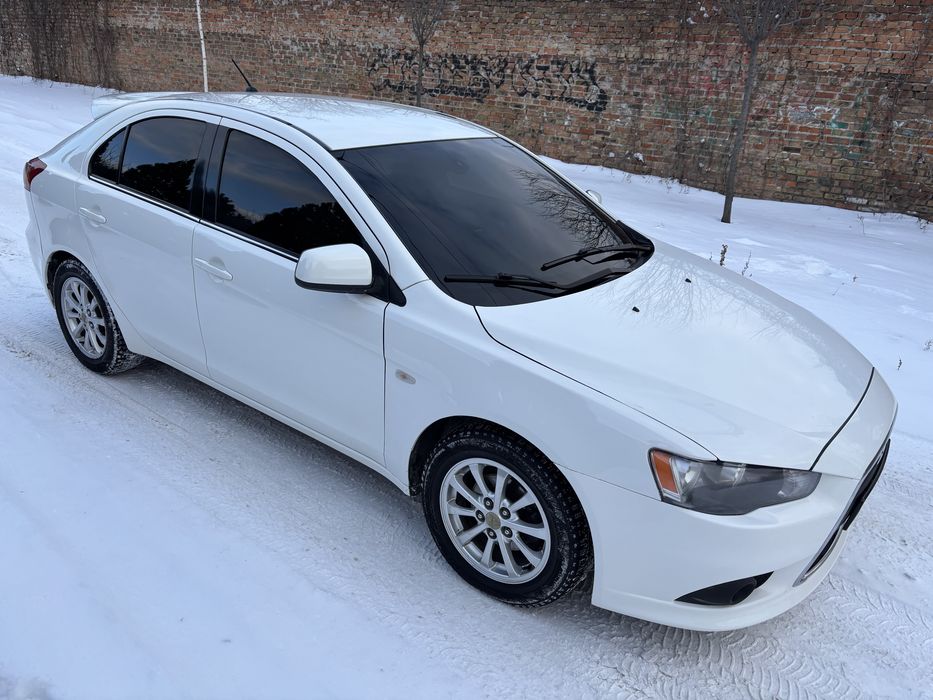 Mitsubishi Lanсеr 2011,1.8, механика, в отличнейшем состоянии!