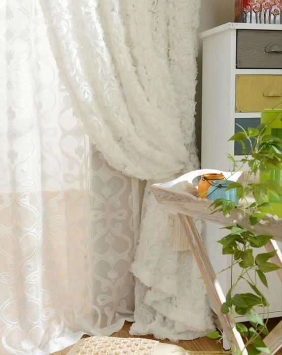 Firany białe romantyczna 3 d w wypukłe róże nowe śliczne  dekoracyjne