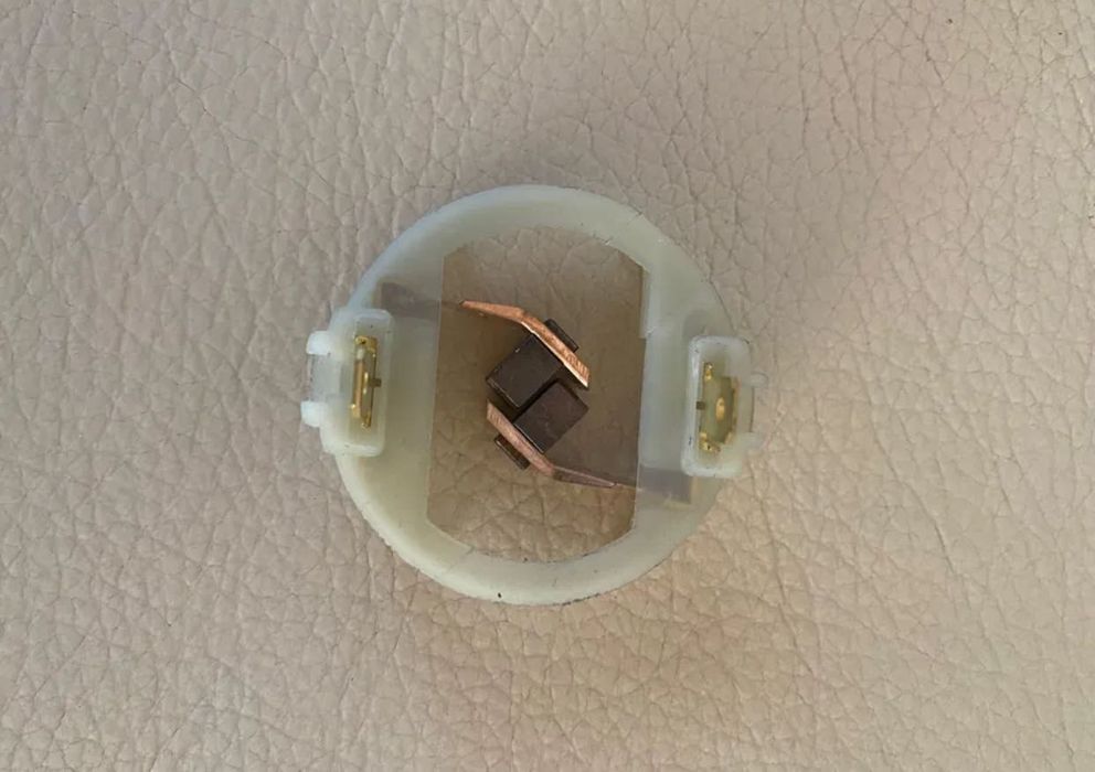 Щотки / кнопка для Акумуляторного інструменту Parkside rs550 , Makita