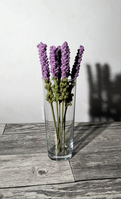 Lawenda na szydełku 1 szt. 14 zł