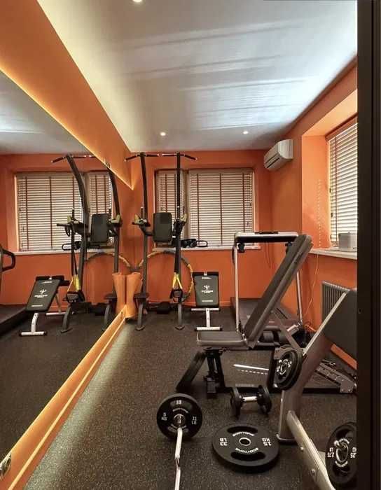 Оренда 4-х кімнатної VIP двоповерхової квартири Оболонська Набережна