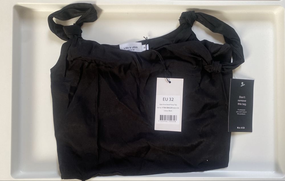 Nowa czarna bluzka NA-KD – rozmiar 32, knot detail flowy top, z metką!