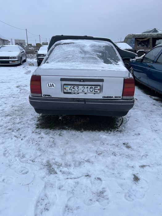 Opel omega a торг