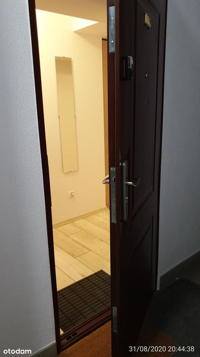 Jasne i ciche mieszkanie w samym centrum Łodzi. 3 pokoje, winda, 62 m². - Widok 2