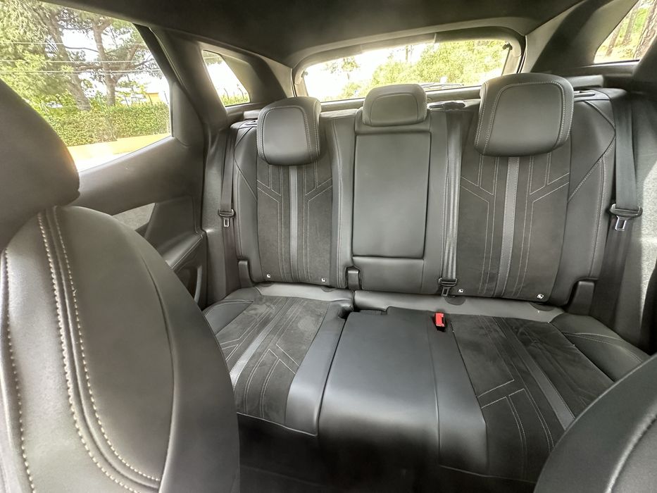 Peugeot 3008  GT 1.5HDi  130cv