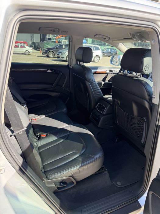 Audi Q7 2010 3.0 TFSI