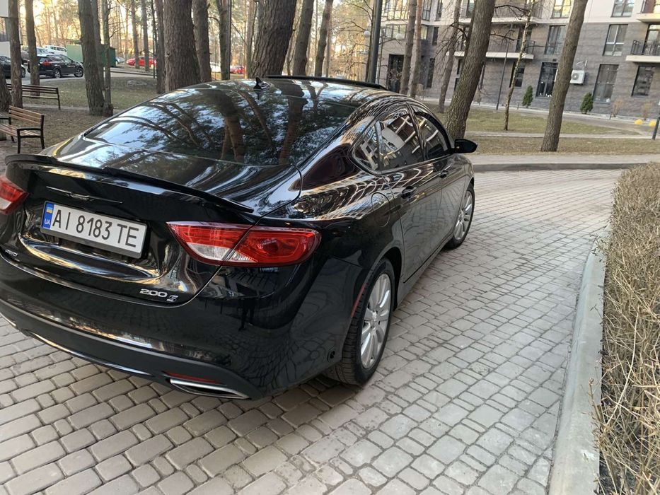 Продам Chrysler 200S