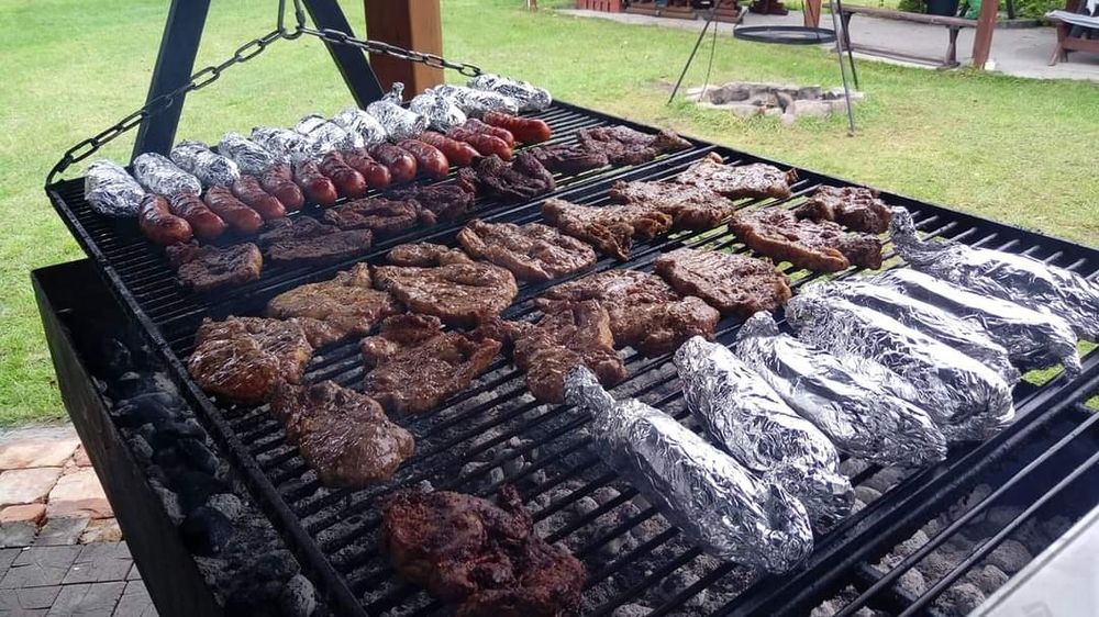 Wynajem namiotów cateringowych-dmuchance dla dzieci/grill z obsługą