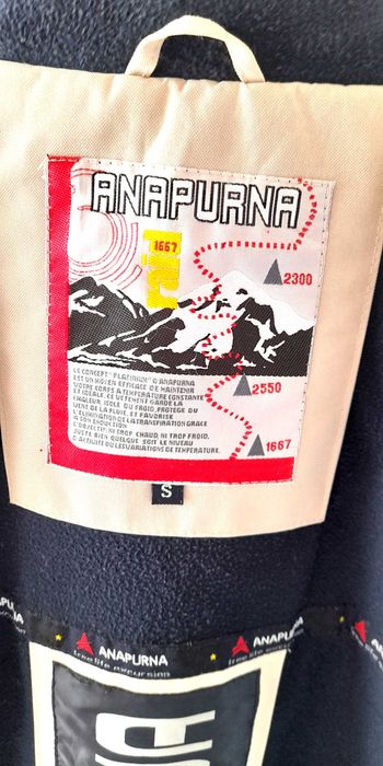 BLUSÃO da Marca ANAPURNA, impecável