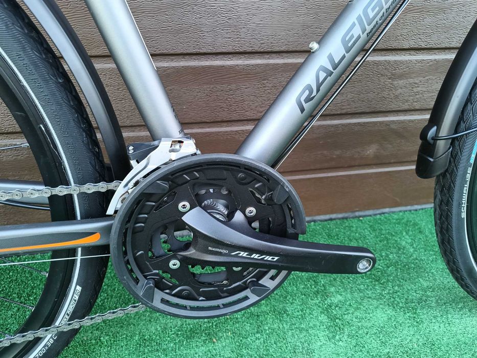 Rower 28" Raleigh 3x9 Alivio/Deore Hollowtech Hydraulika Dynamo Amortyzator Blokada Duża Rama