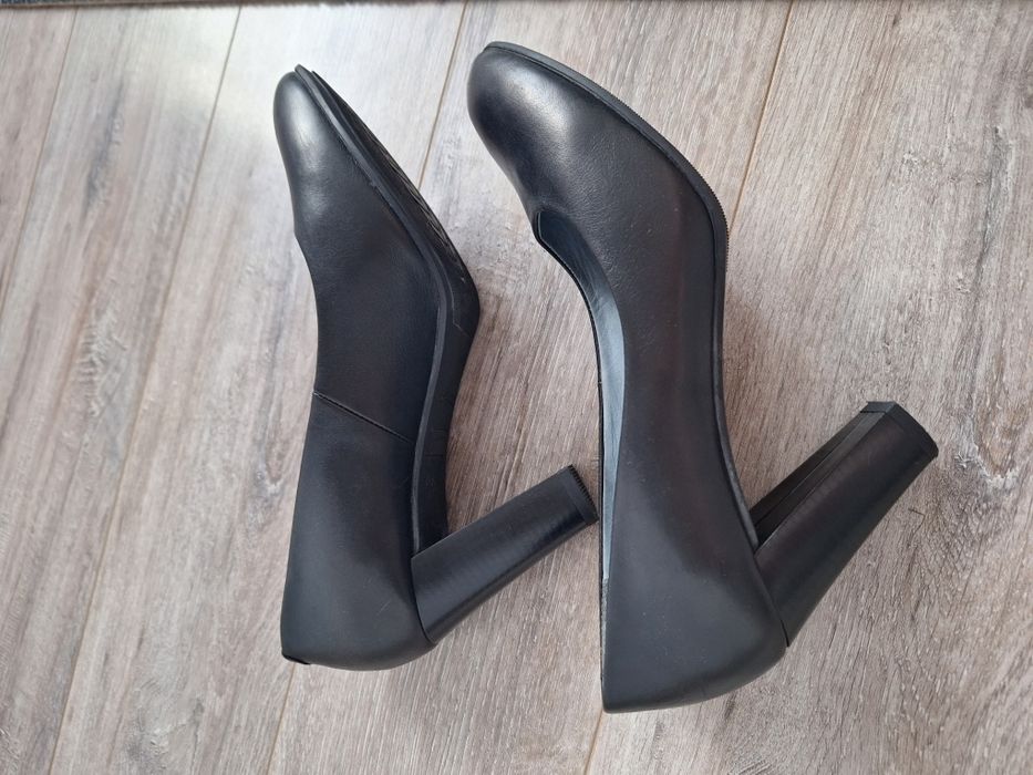 Czółenka/Buty na obcasie