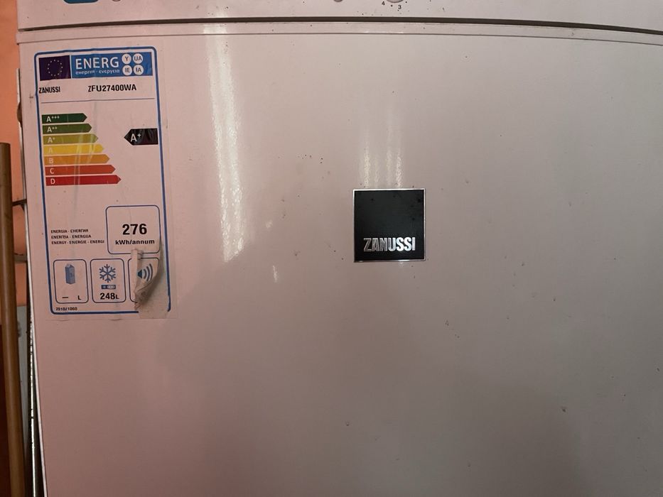 Морозильна камера Zanussi