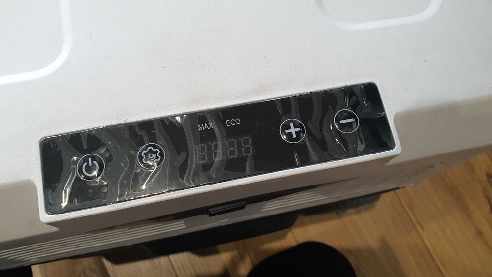 Turystyczna lodówka kompresorowa WANNYTON z Bluetooth 58L