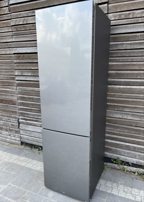Холодильник Samsung RB37J5009SA 2М