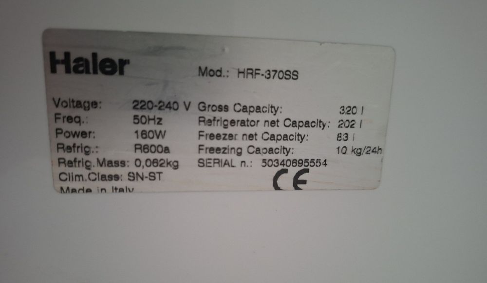 Pojemna Lodówka Haler HRF-370SS