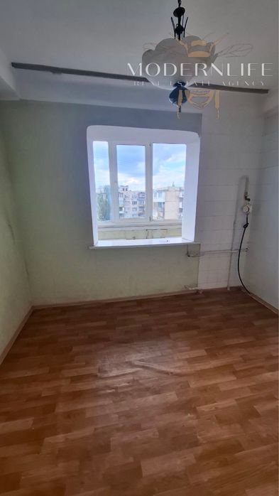 Продаж 1к квартири вул. Мілютенко 11а