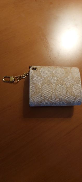 Carteira Coach nova