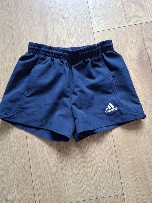 Adidas climalite, chłopięce spodenki, r. 116