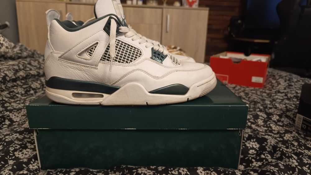 Nike air Jordan 4 oxidized green