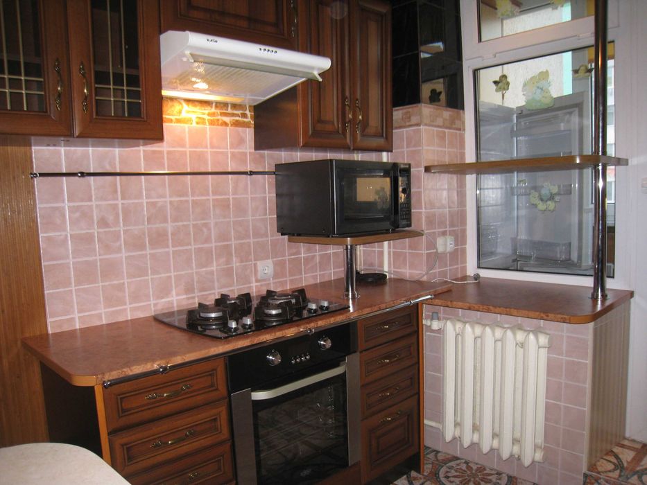 2 ком 68кв м поселок Котовского Суворовский Марсельская большая 2 к