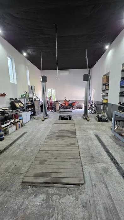 Продам 2х поверховий будинок,Рогань, 182м2 з євроремонтом(код 5325)