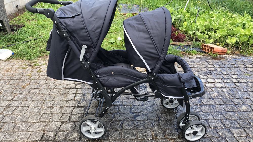 Carrinho para bebe duplo