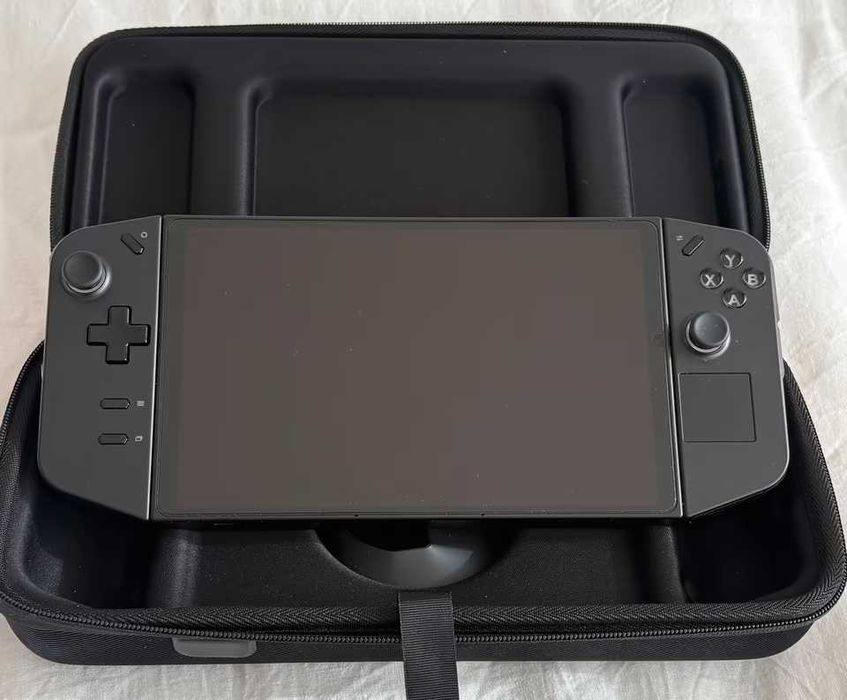 Lenovo Legion Go Z1 Extreme 512 GB Stan bardzo dobry