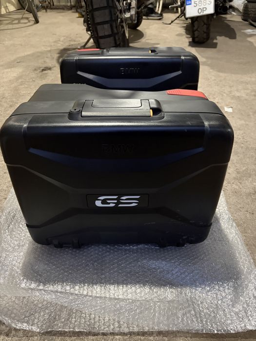 Продам кофри BMW GS vario