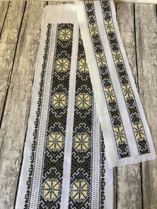 Вишиті чоловічі вставки