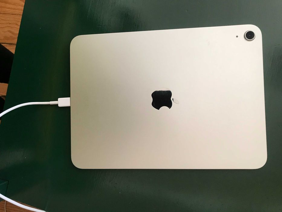 Apple iPad 11'' - 128GB - Wi-Fi - Prateado