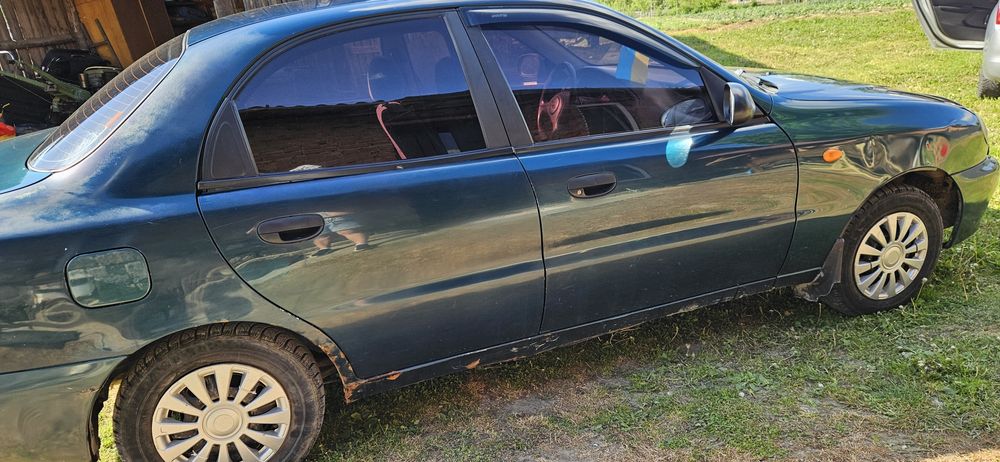 Daewoo LANOS 2005