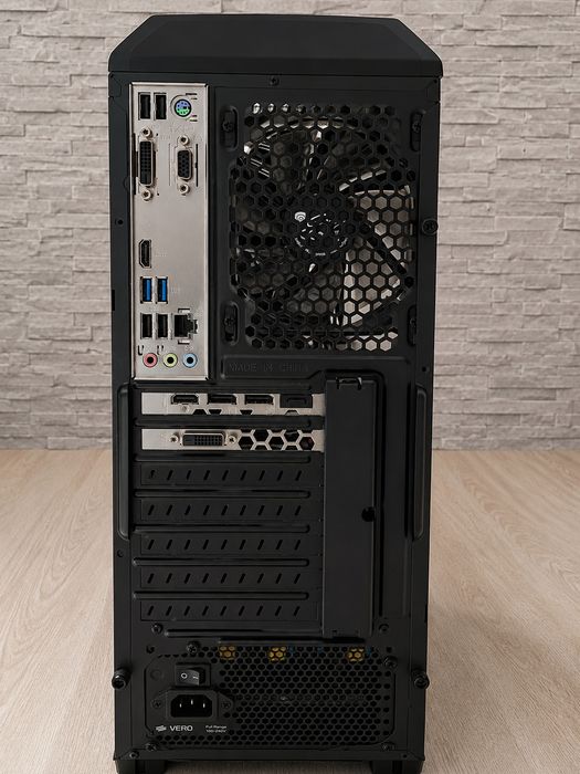 Sprzedam komputer stacjonarny, do gier, do biura. I5, Radeon  RX570
