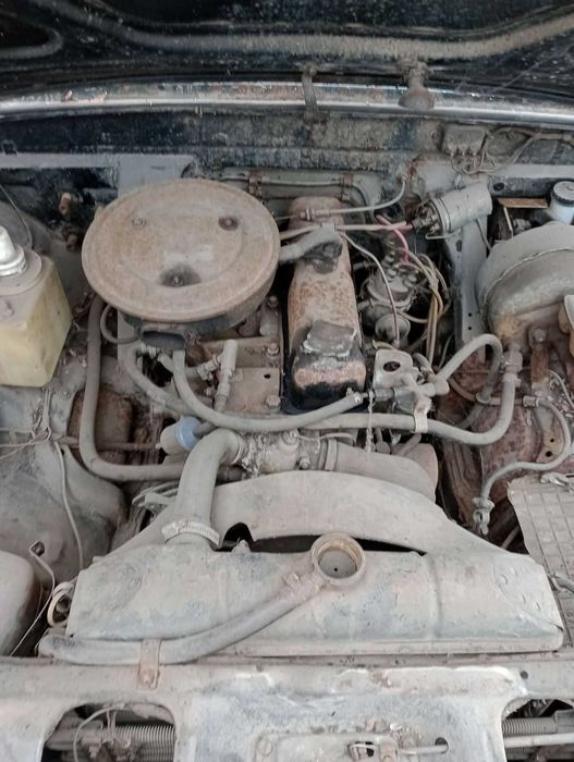 Продам двигун газ 24 з навісним