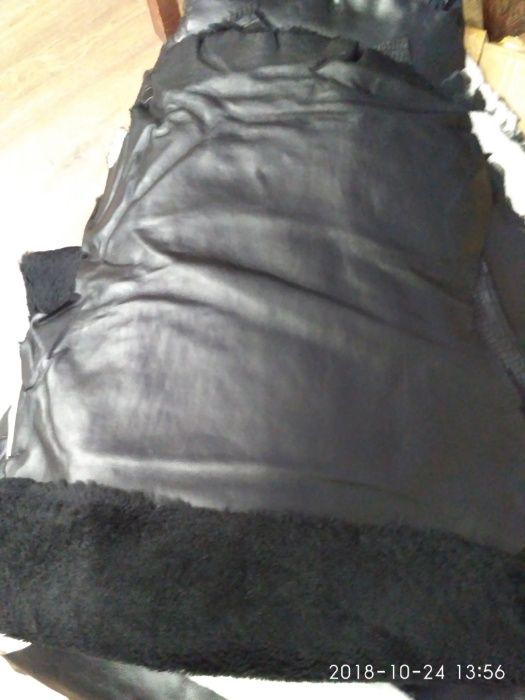 Кожа и дубленочный мех, мутон шубный, астраган, лама. Шкiра, хутро.