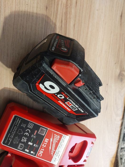 Bateria Milwaukee 9 ah