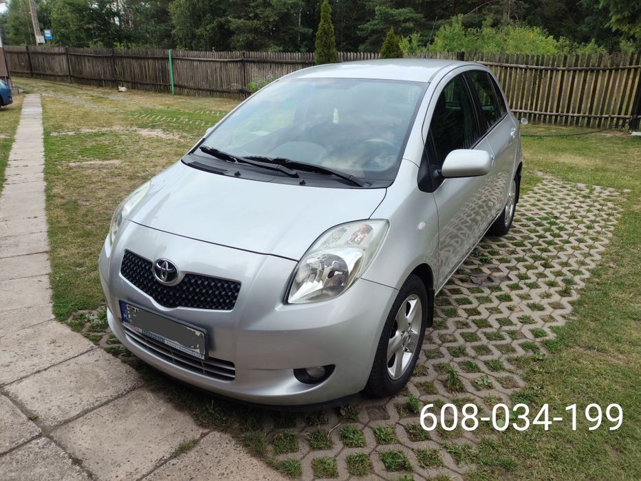 Toyota Yaris II 1.3B