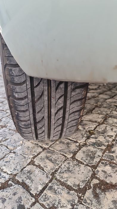 Renault Clio 1.2 a gasolina