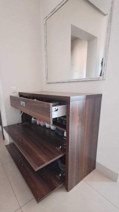 Szafka drewniana na buty